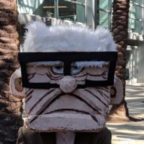 Meet your Posher, Chris - Picture 1 of 1